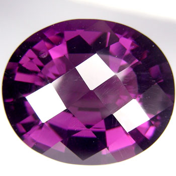 Amethyst im Schachbrettmuster geschliffen Edelstein Amethyst oval geschliffen