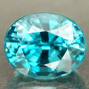 Ovaler Neonblauer Zirkon im Facettenschliff Edelstein Zirkon oval blau